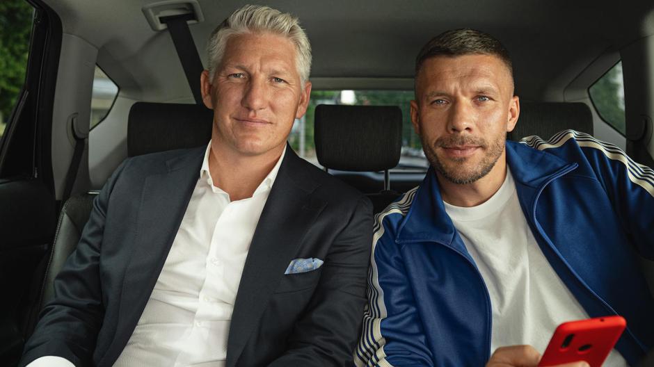 Bastian-Schweinsteiger-Lukas-Podolski-Paypal-441593-detailpp-2