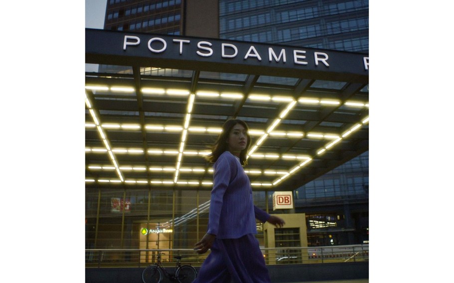 Peggy_Gou_1000_1000_Video_Still-frame.jpg